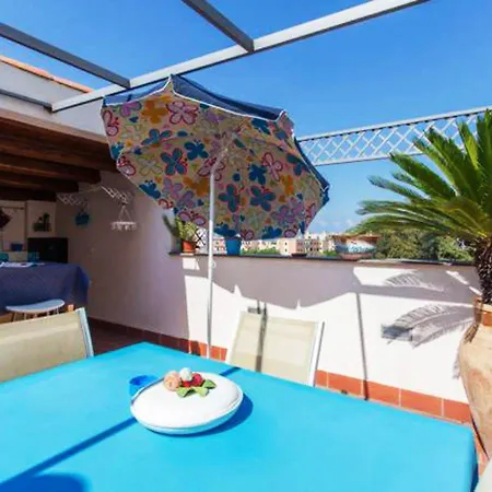 Con Terrazza E Vista Su Malfitano 4*